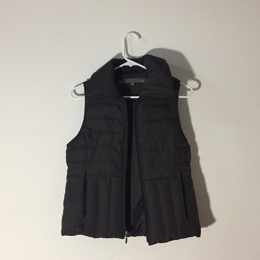 Kenneth Cole puffer vest